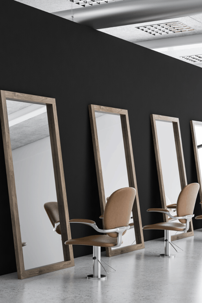 Using large mirrors in salon for bigger space